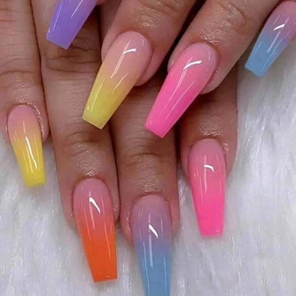 Multicolored rainbow nails - Picture 2 of 3